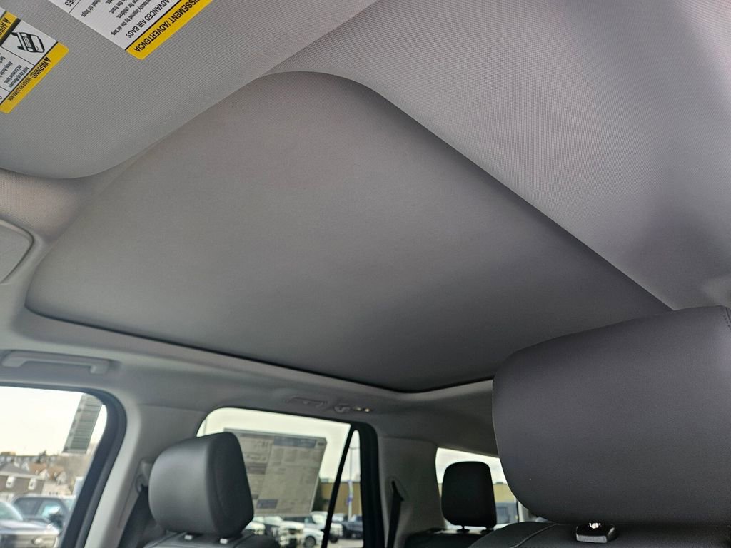 New 2026 Ford Expedition Active image 16