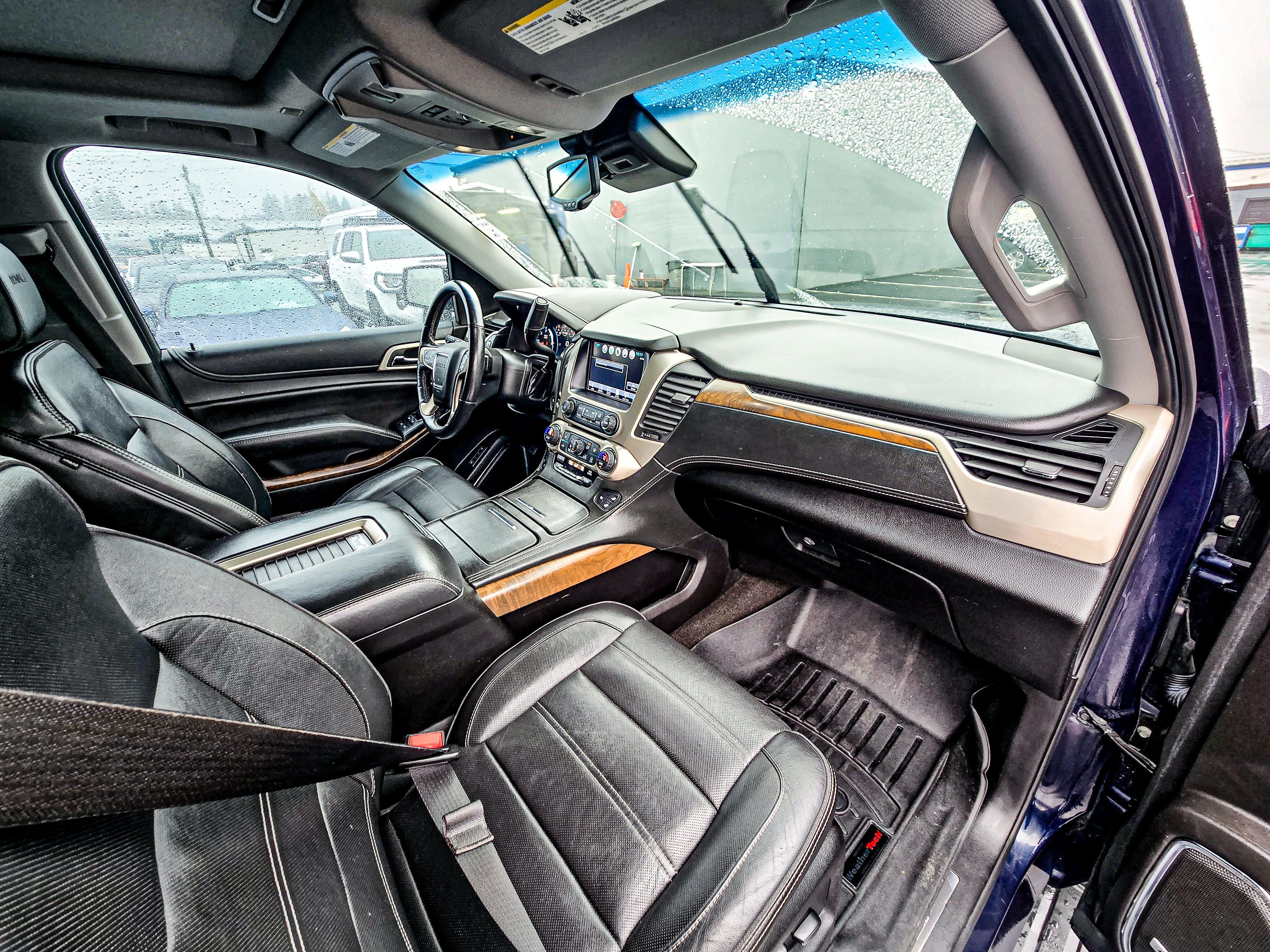 Used 2018 GMC Yukon XL Denali w/ Denali Ultimate Package image 14