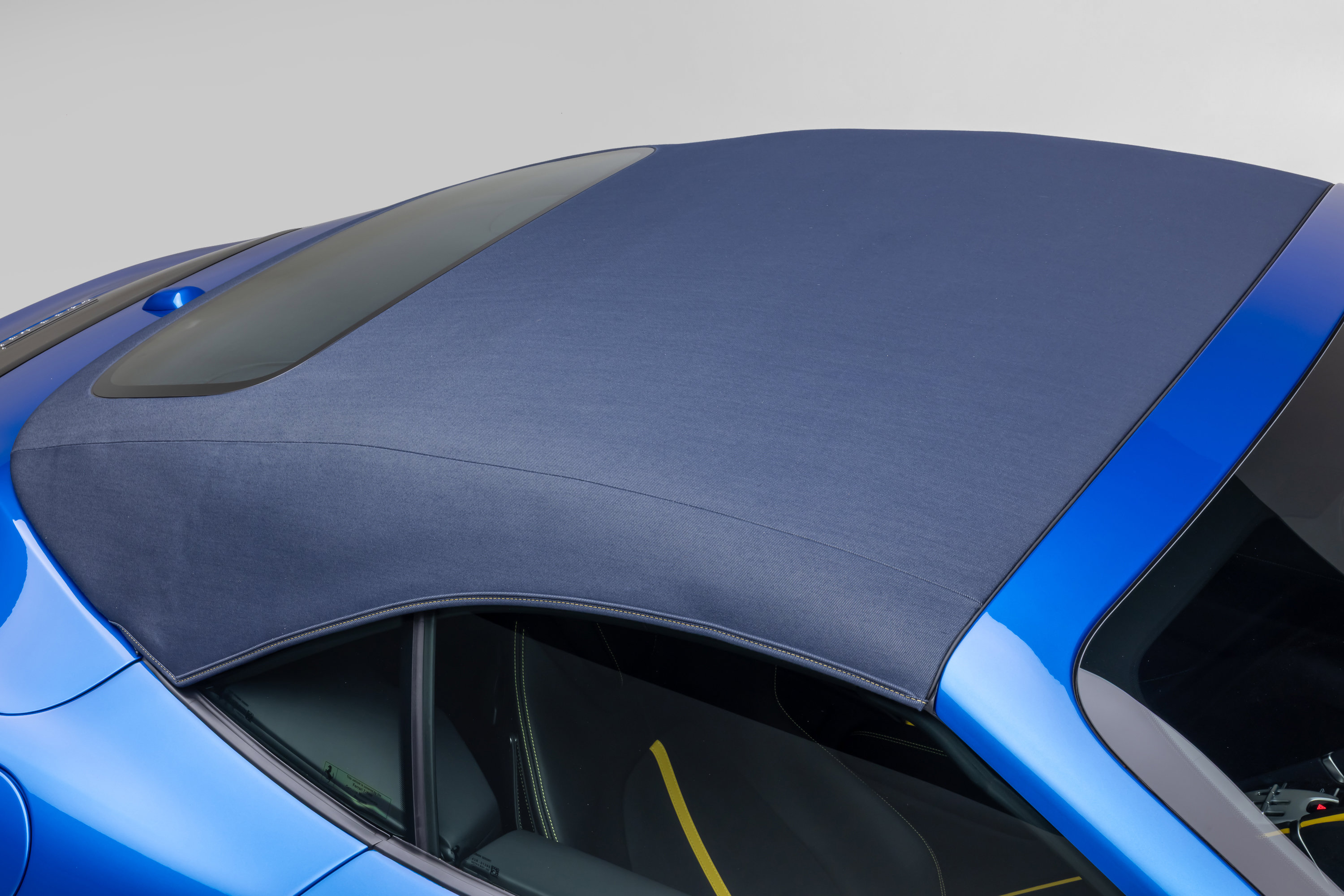 Used 2026 Ferrari Roma Spider RWD image 16