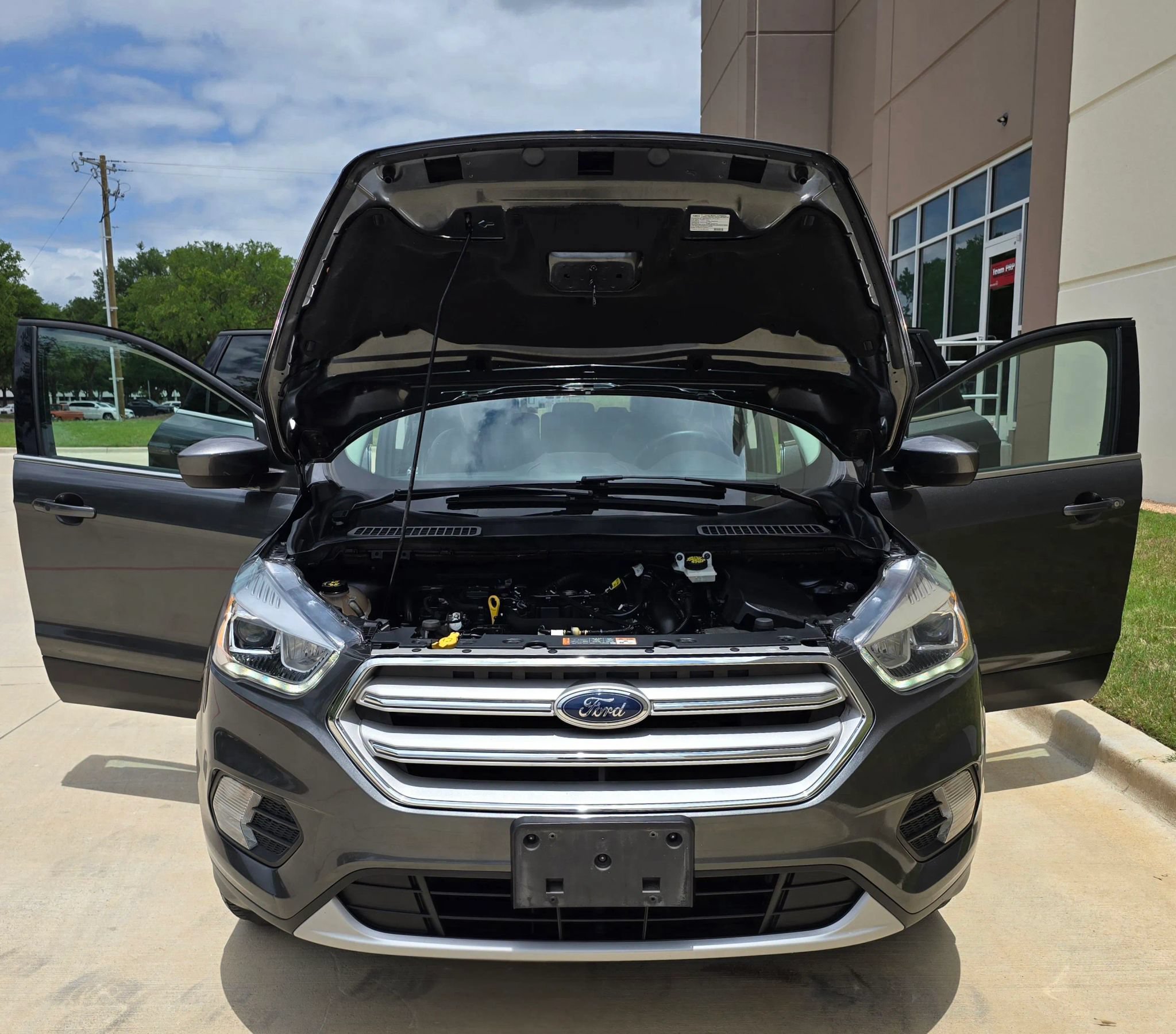 Used 2019 Ford Escape SEL FWD image 13