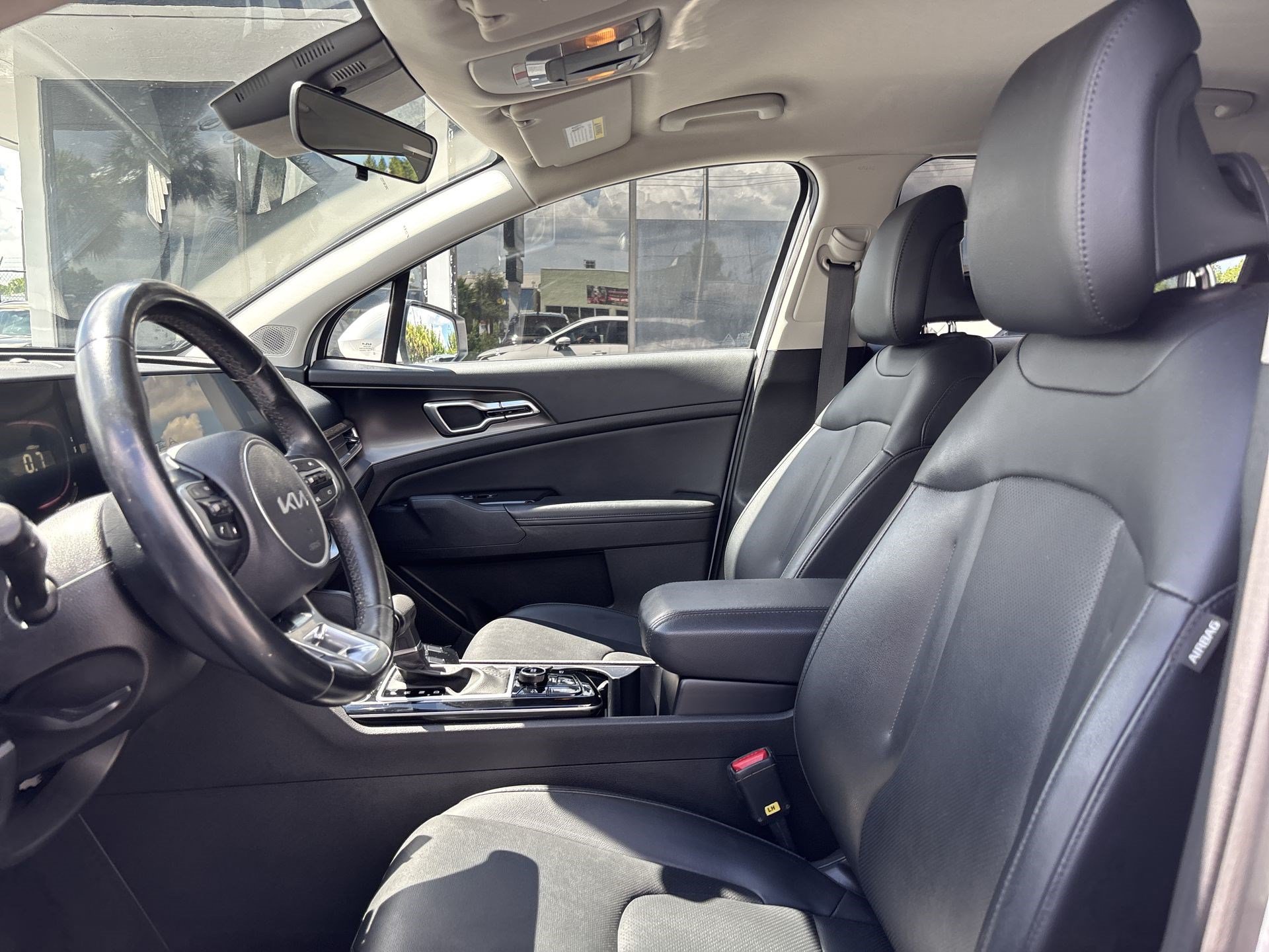 Certified 2024 Kia Sportage EX FWD image 13