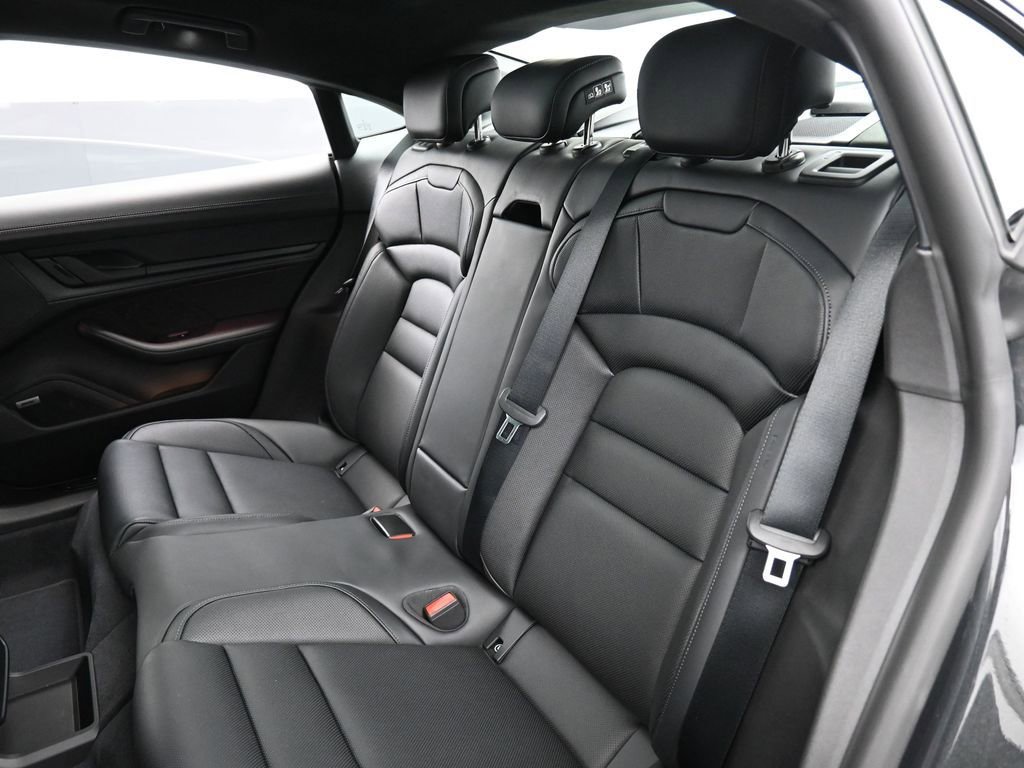 New 2026 Porsche Taycan GTS image 25