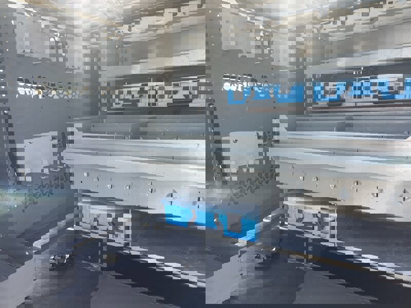 Used 2018 Chevrolet Express 2500 w/ Driver Convenience Package image 10