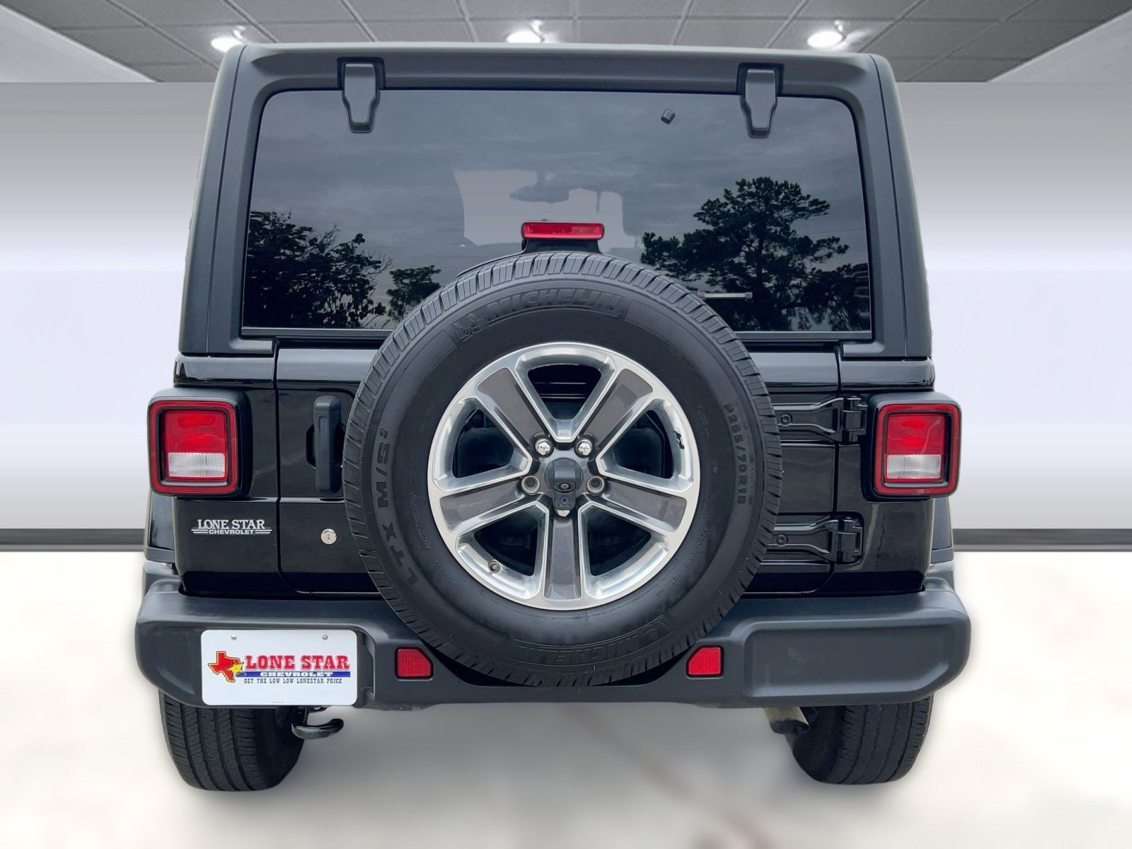 Used 2019 Jeep Wrangler Unlimited Sahara image 9