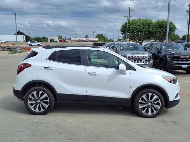 Used 2022 Buick Encore Preferred w/ Safety Package AWD/4WD image 2