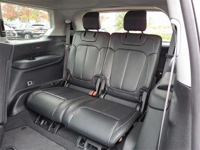 Used 2022 Jeep Grand Cherokee L Limited image 10