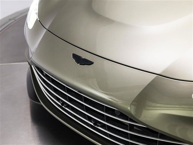 Used 2023 Aston Martin V8 Vantage Roadster RWD image 22