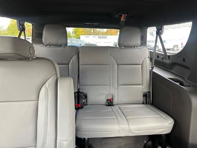 New 2026 GMC Yukon XL Elevation AWD/4WD image 12