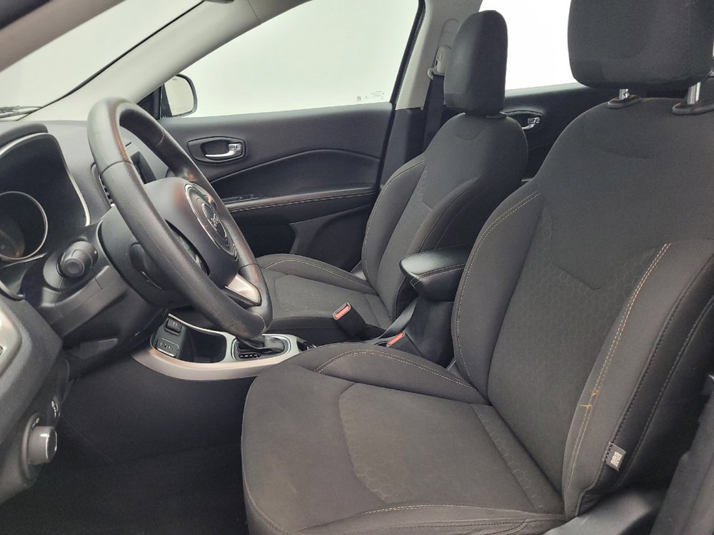 Used 2019 Jeep Compass Sport image 17