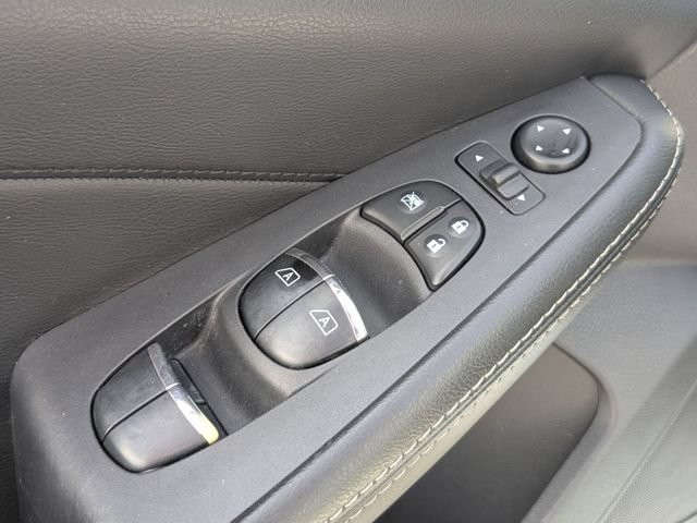 Used 2017 Nissan Maxima 3.5 SV FWD image 10