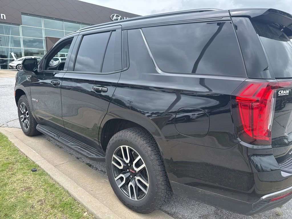 Used 2021 GMC Yukon AT4 w/ Rear Media and Nav Package AWD/4WD image 3