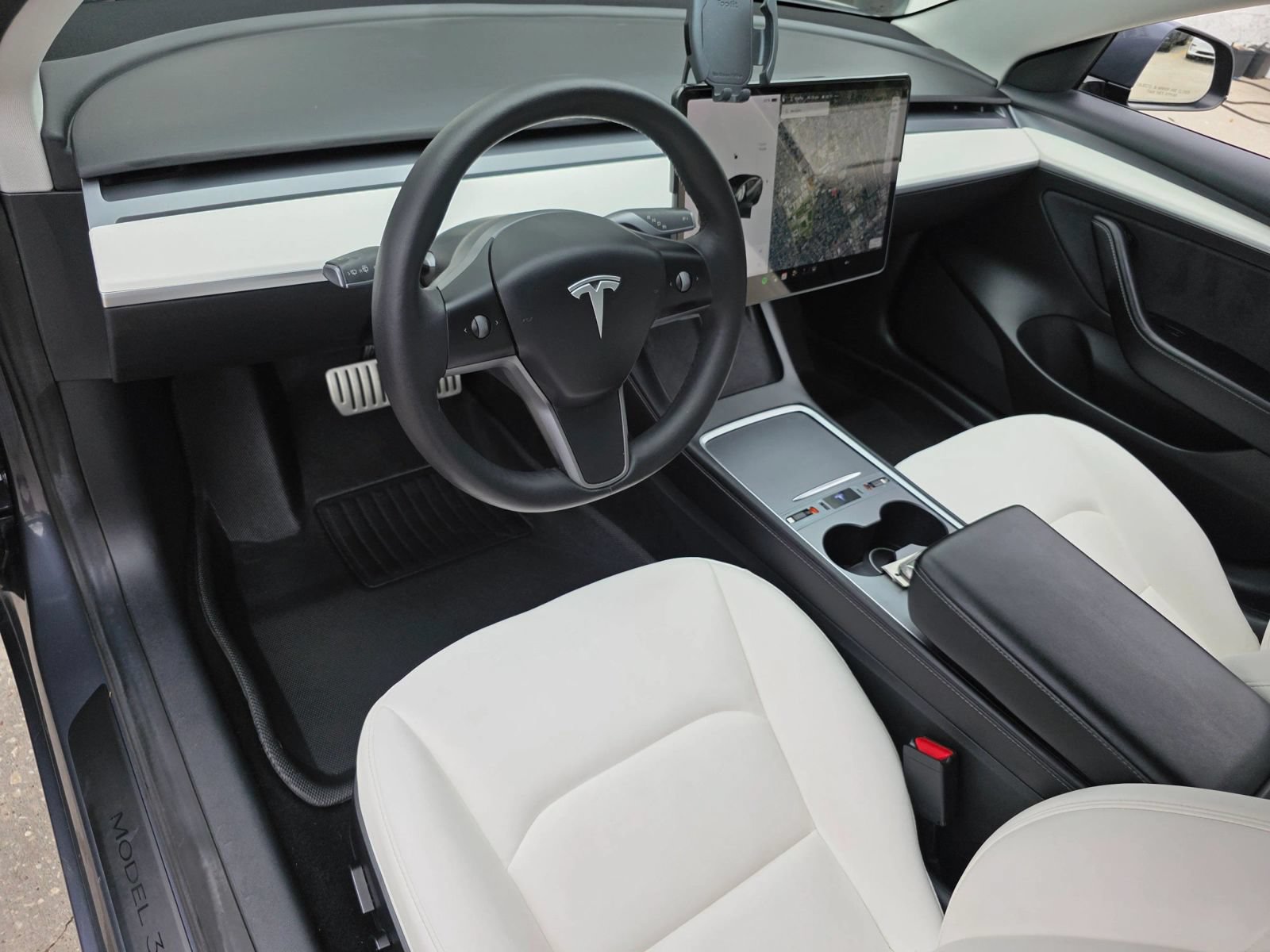 Used 2022 Tesla Model 3 Performance AWD/4WD image 17