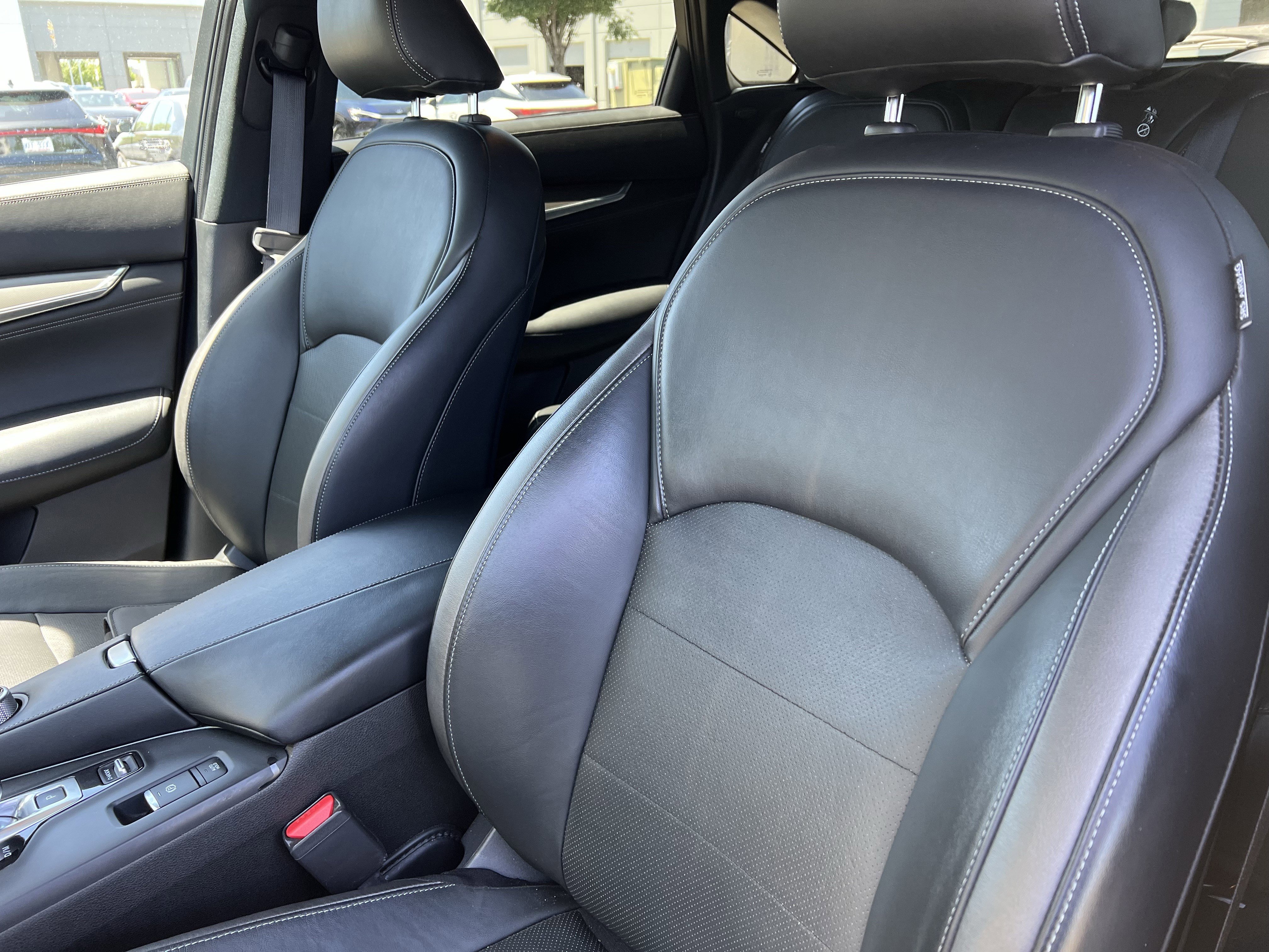 Used 2023 INFINITI QX55 Luxe w/ Cargo Package AWD/4WD image 17