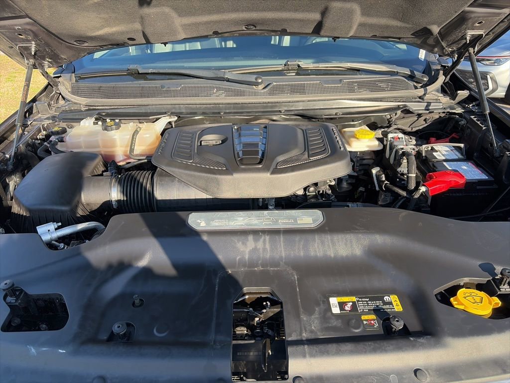 Used 2024 Jeep Wagoneer Series II w/ Flexible Seating Group AWD/4WD image 32