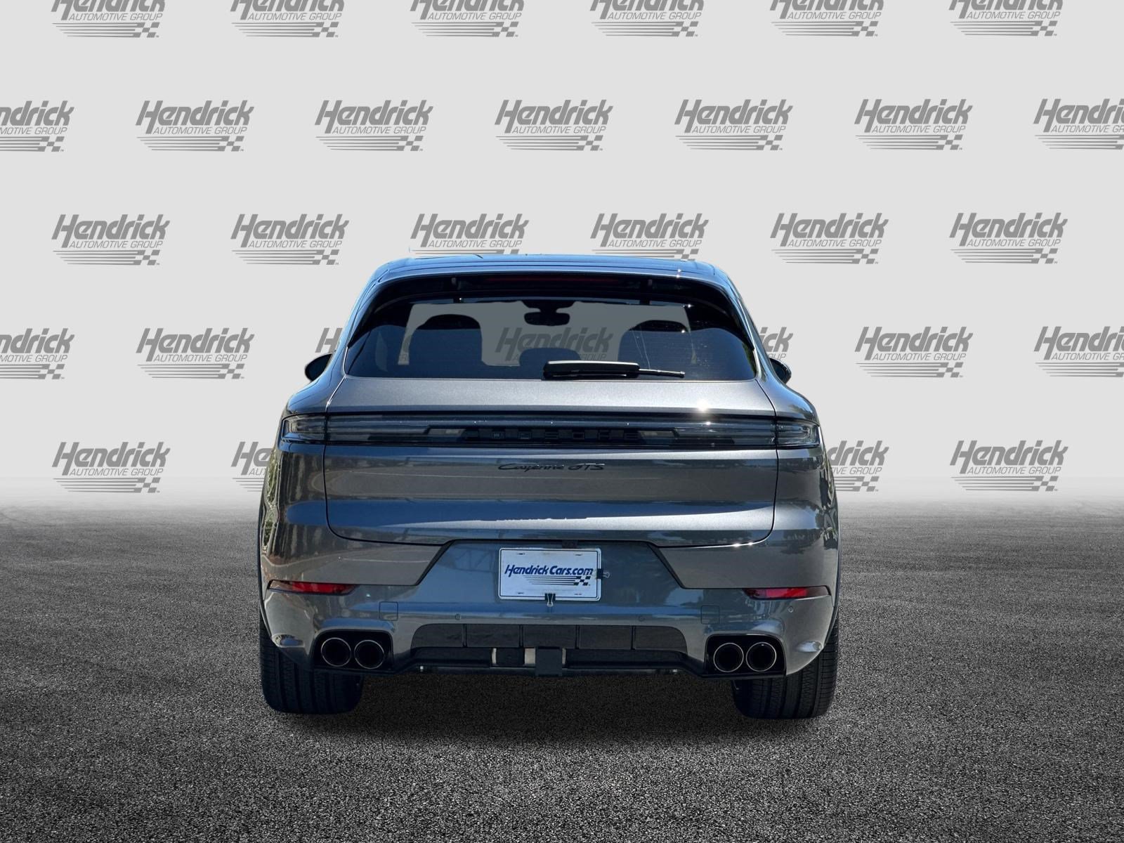 Used 2025 Porsche Cayenne GTS AWD/4WD image 6