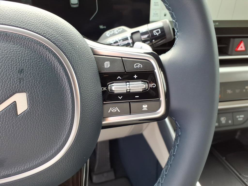 New 2026 Kia Carnival SX image 21