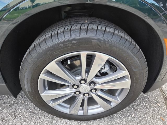Used 2025 Cadillac XT5 Premium Luxury w/ LPO, Floor Liner Package FWD image 9