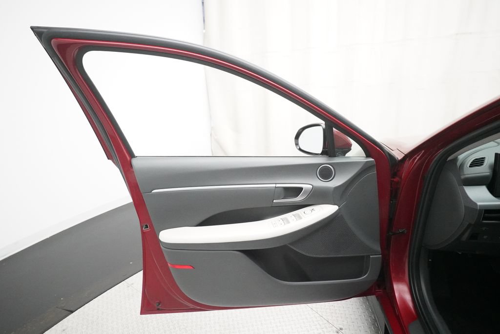 Used 2024 Hyundai Sonata SEL FWD image 27