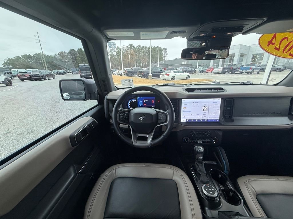 Used 2024 Ford Bronco Wildtrak image 13