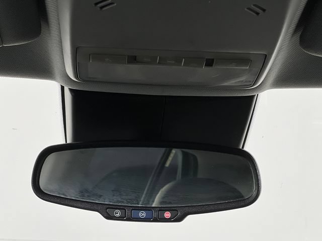 Used 2020 Chevrolet Trax LT AWD/4WD image 24