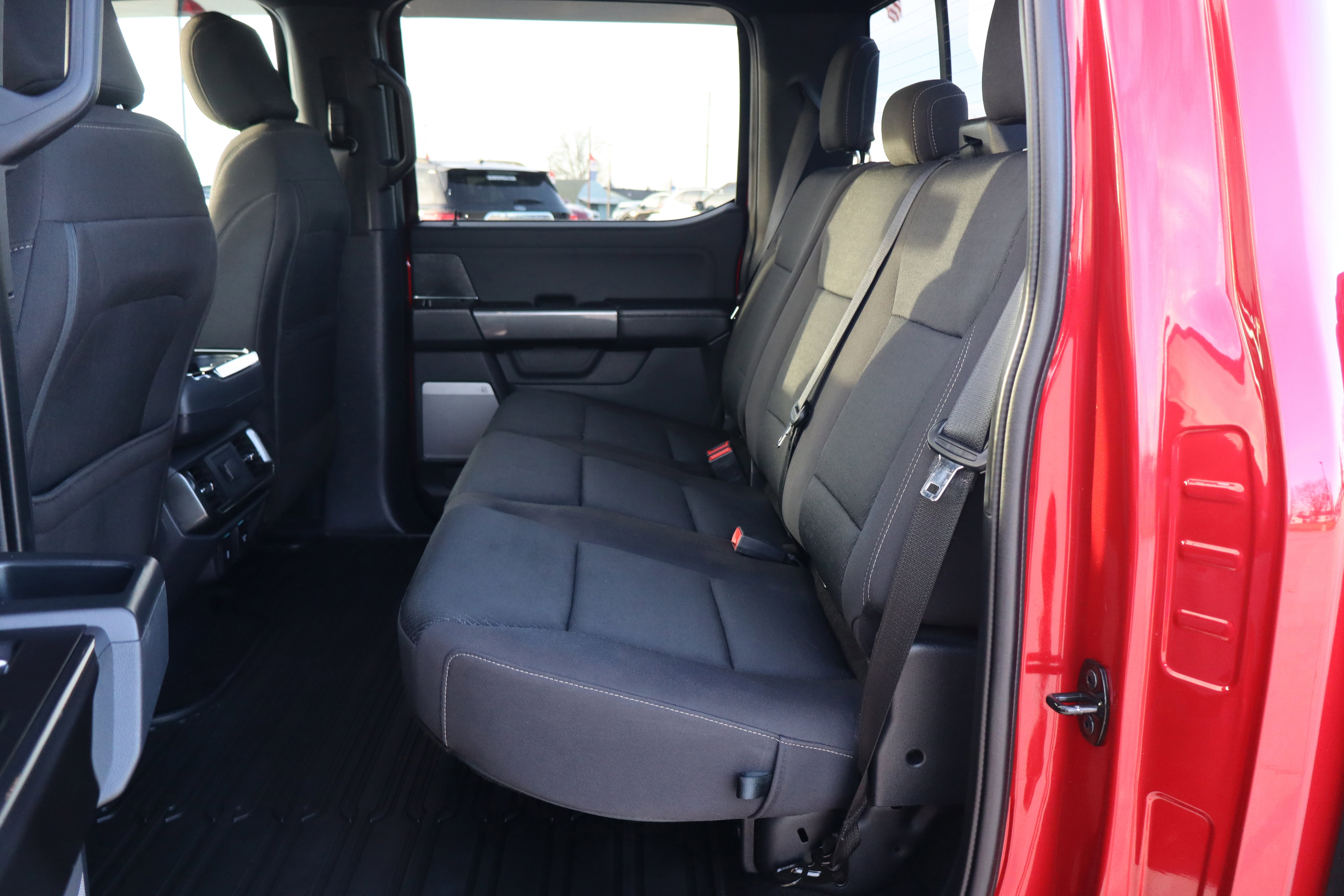 Used 2021 Ford F150 XLT w/ Equipment Group 302A High image 11