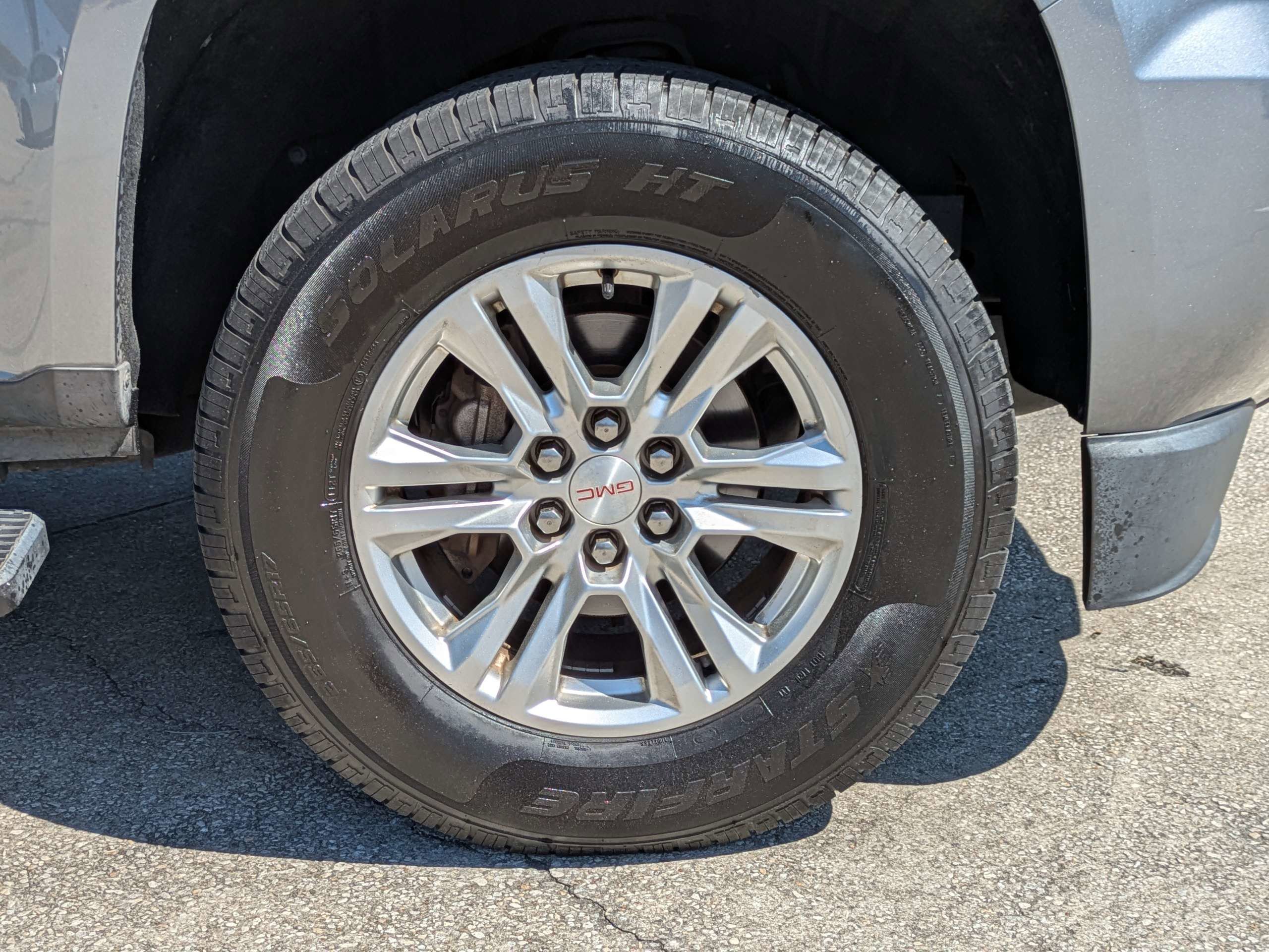 Used 2019 GMC Canyon SLE image 12