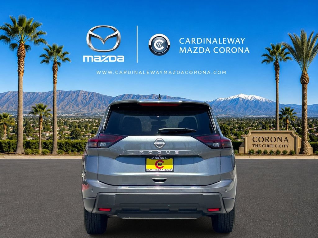 Used 2024 Nissan Rogue S FWD image 4