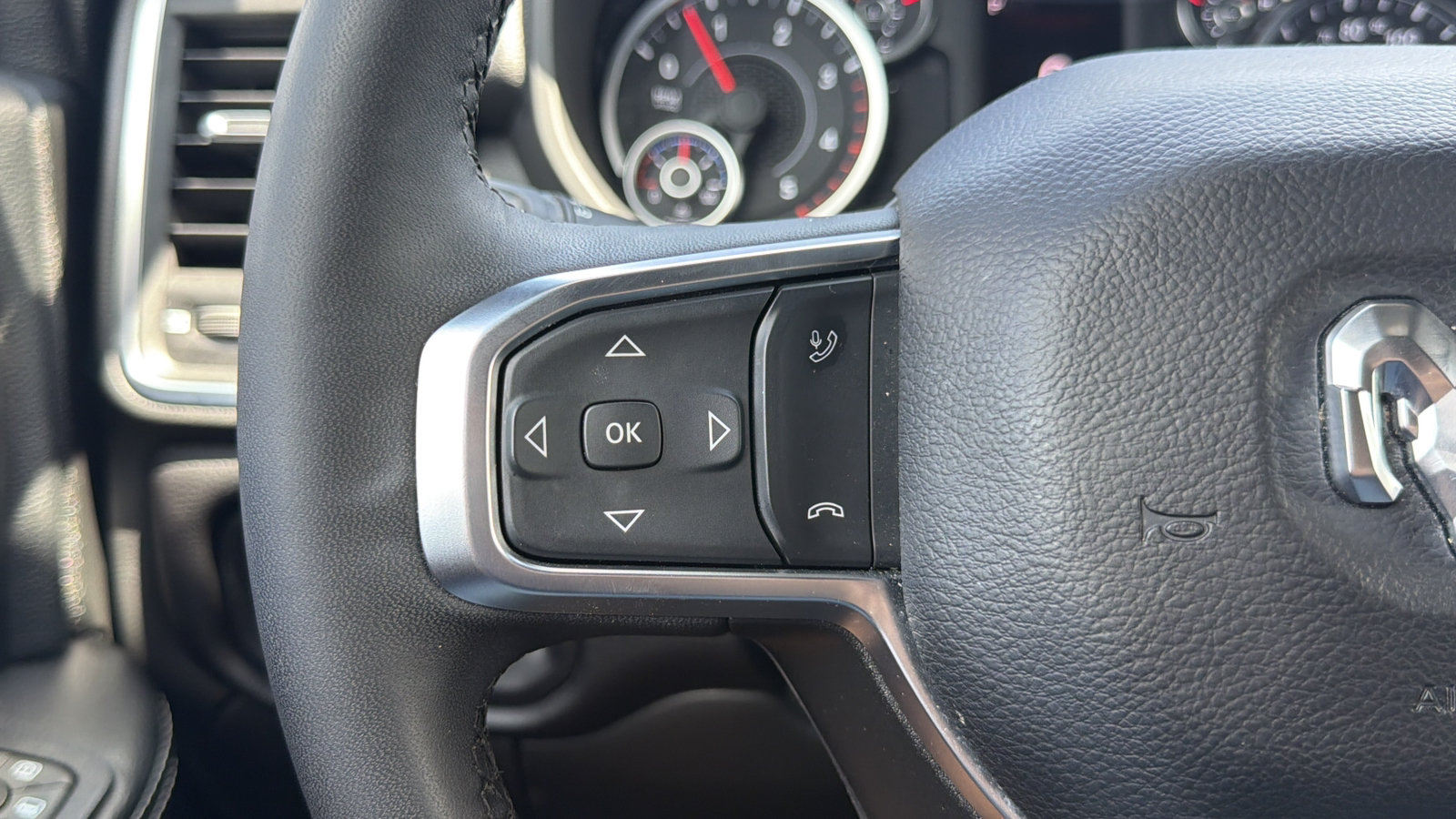 Used 2025 RAM 2500 Lone Star AWD/4WD image 26