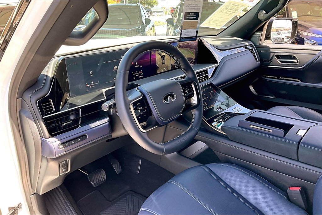 Used 2026 INFINITI QX80 4WD w/ Sport Exterior Package image 14
