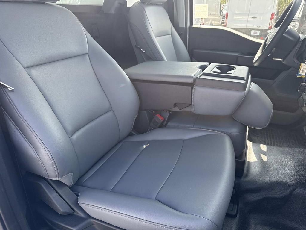 New 2025 Ford F350 XL w/ XL Chrome Package RWD image 28