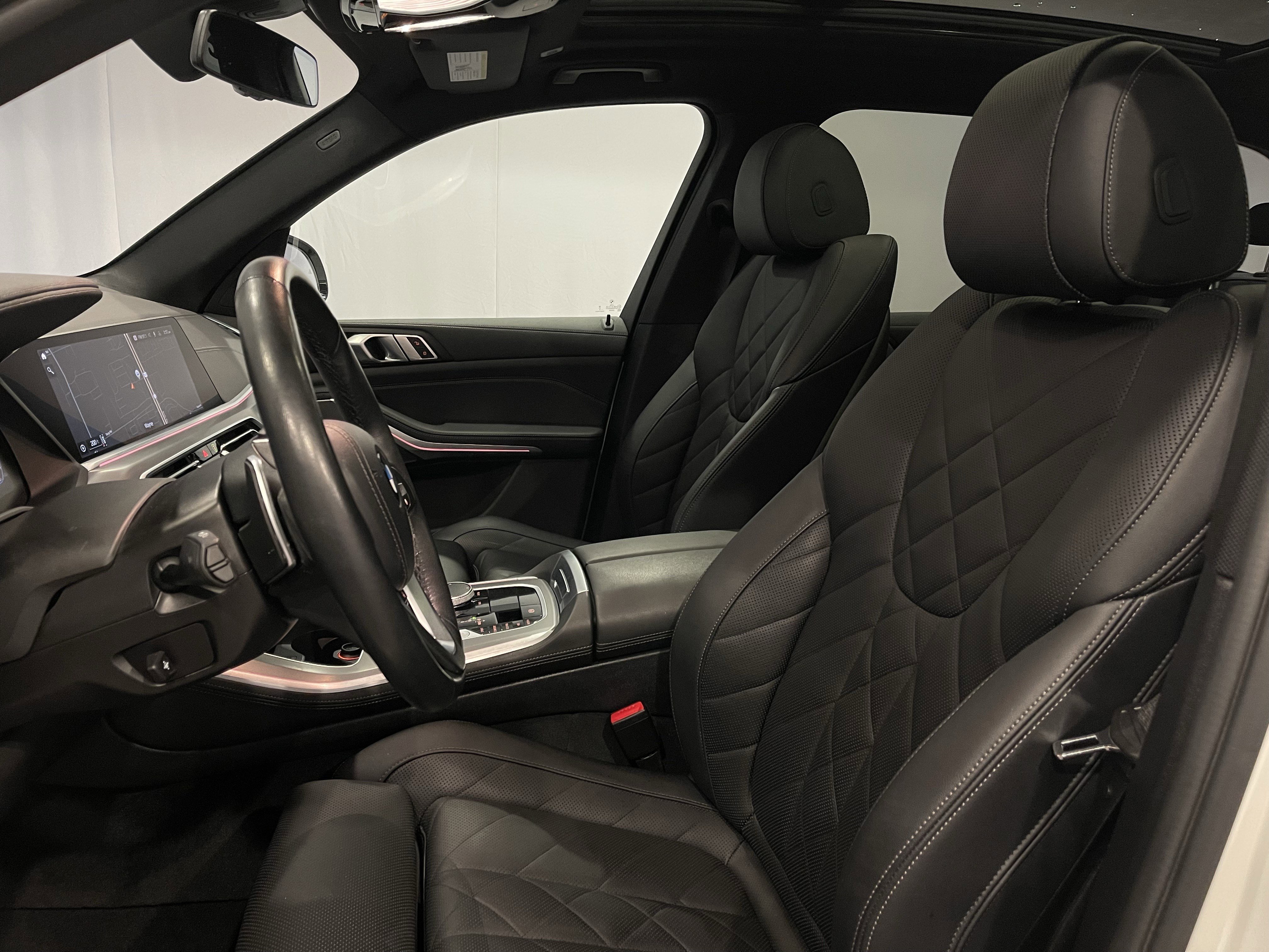 Certified 2023 BMW X5 xDrive40i w/ Premium Package image 14