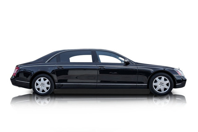 Used 2009 Maybach 62 RWD image 2