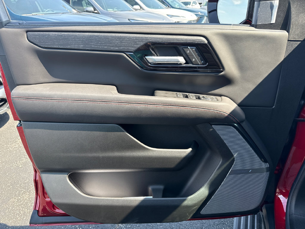 New 2026 GMC Yukon AT4 Ultimate AWD/4WD image 14