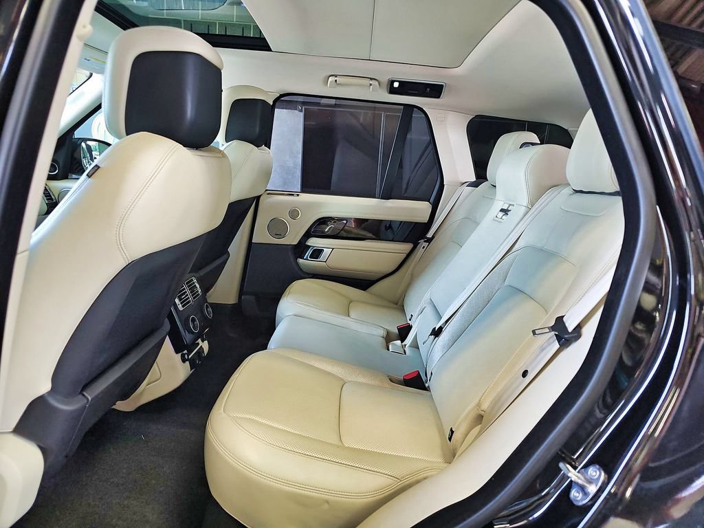 Used 2019 Land Rover Range Rover HSE AWD/4WD image 16