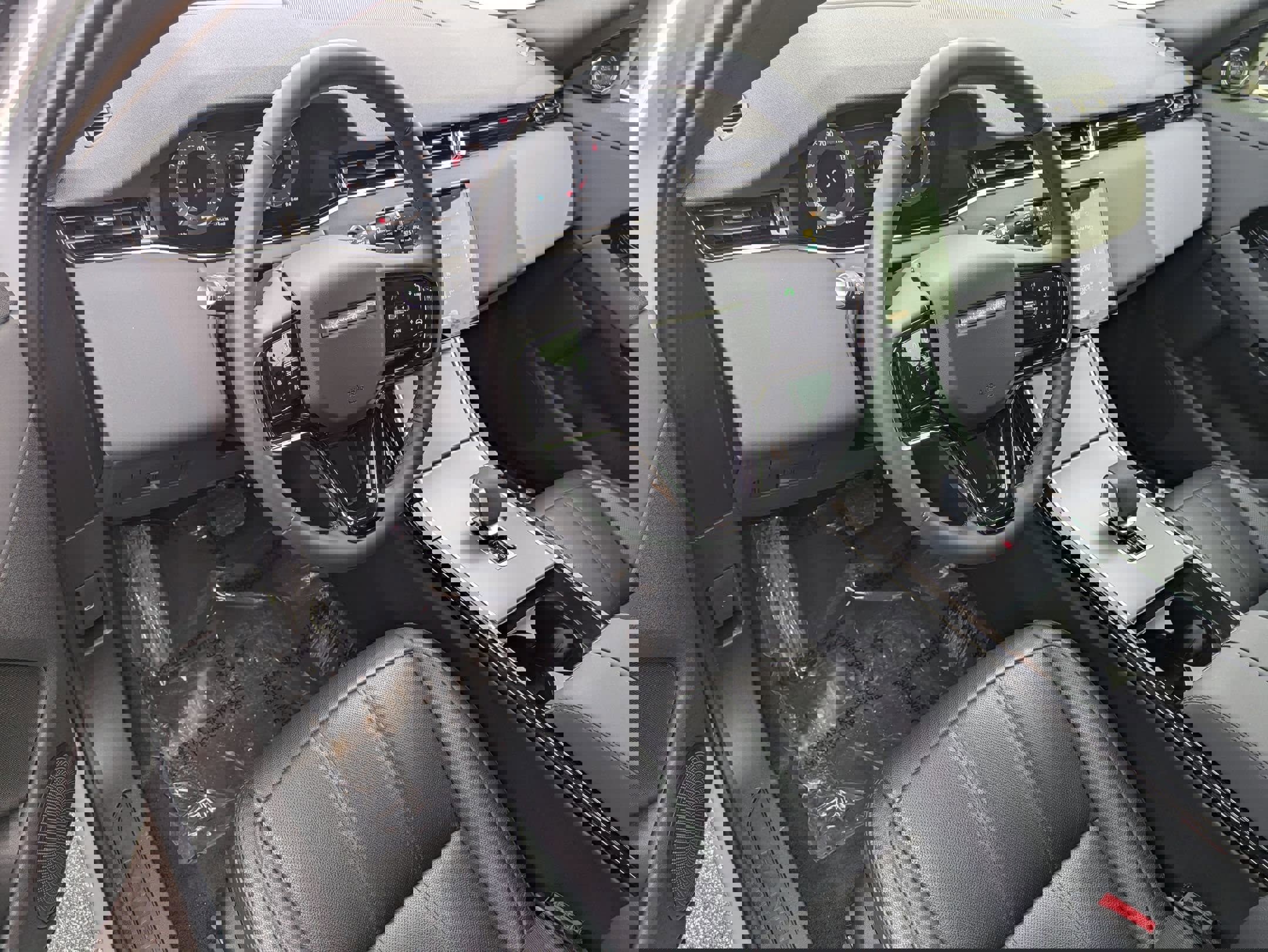 Certified 2025 Land Rover Range Rover Evoque S image 9