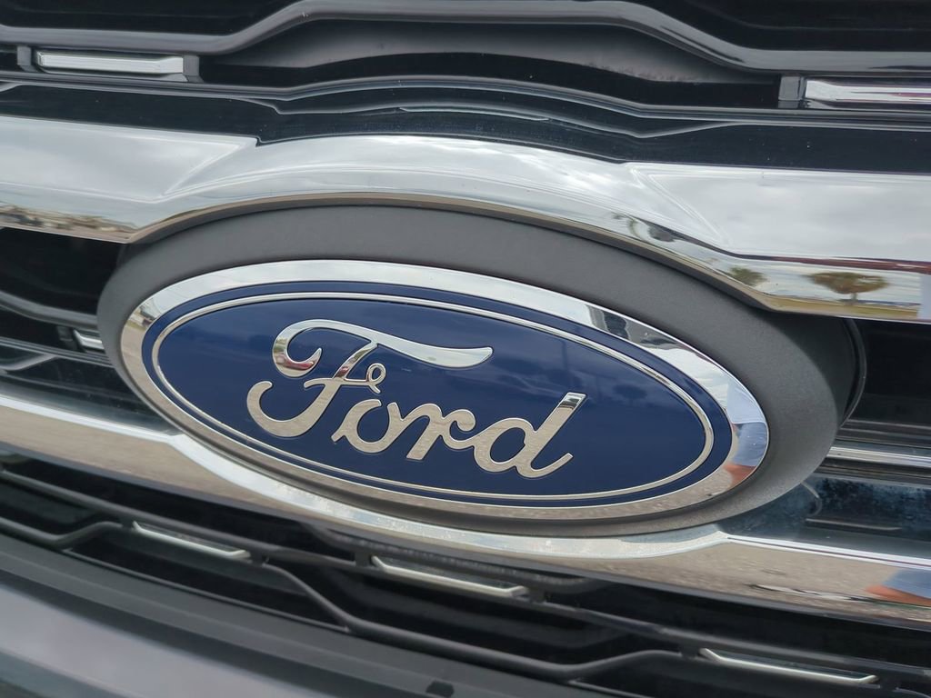 Used 2024 Ford Expedition Max Limited image 13