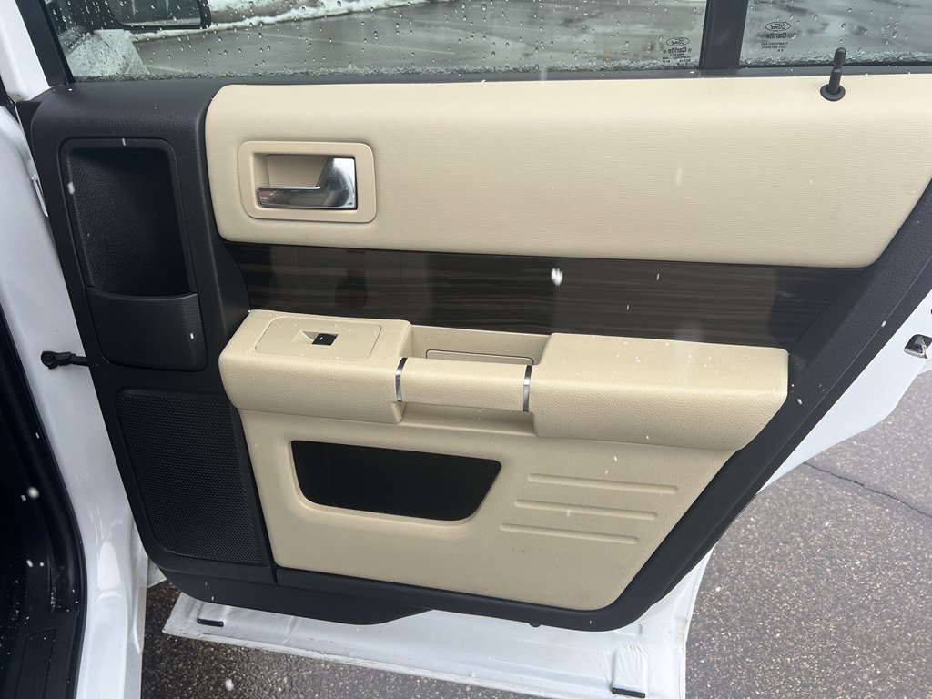 Used 2019 Ford Flex SEL AWD/4WD image 35