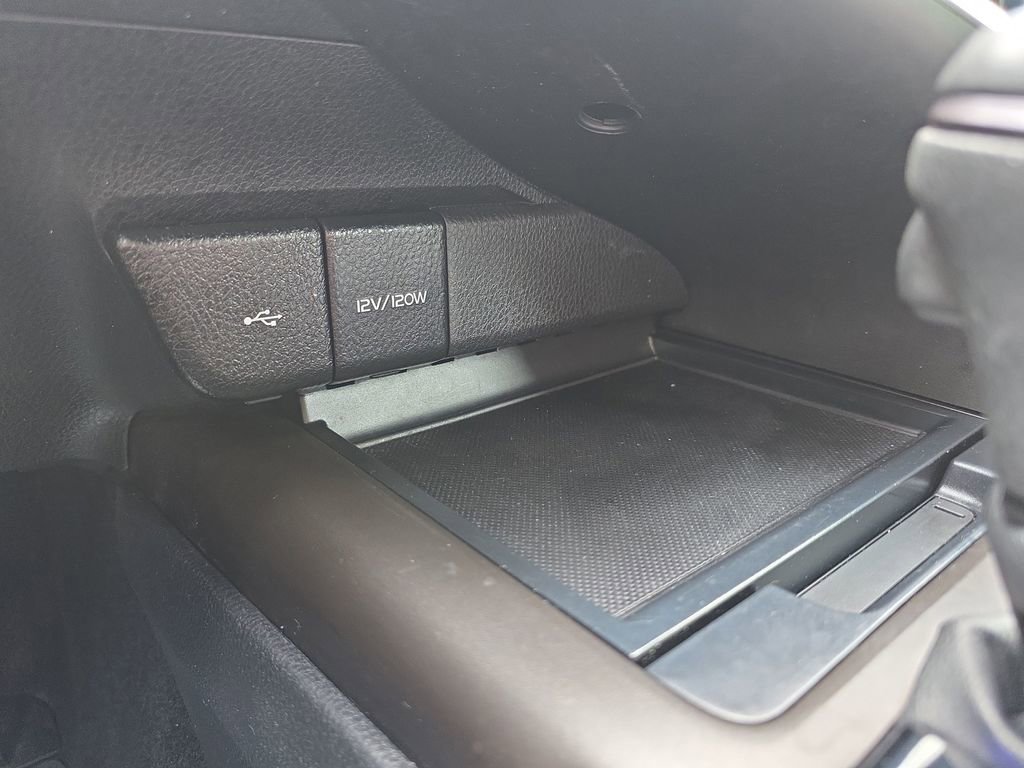 Used 2023 Toyota Camry SE FWD image 28
