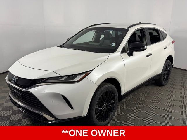 Used 2024 Toyota Venza Nightshade image 5