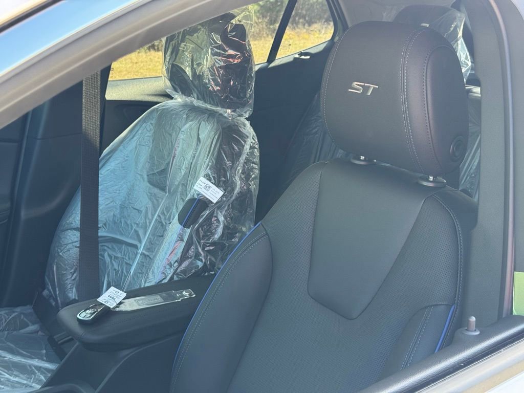 New 2026 Buick Encore GX Sport Touring w/ Advanced Technology Package image 16