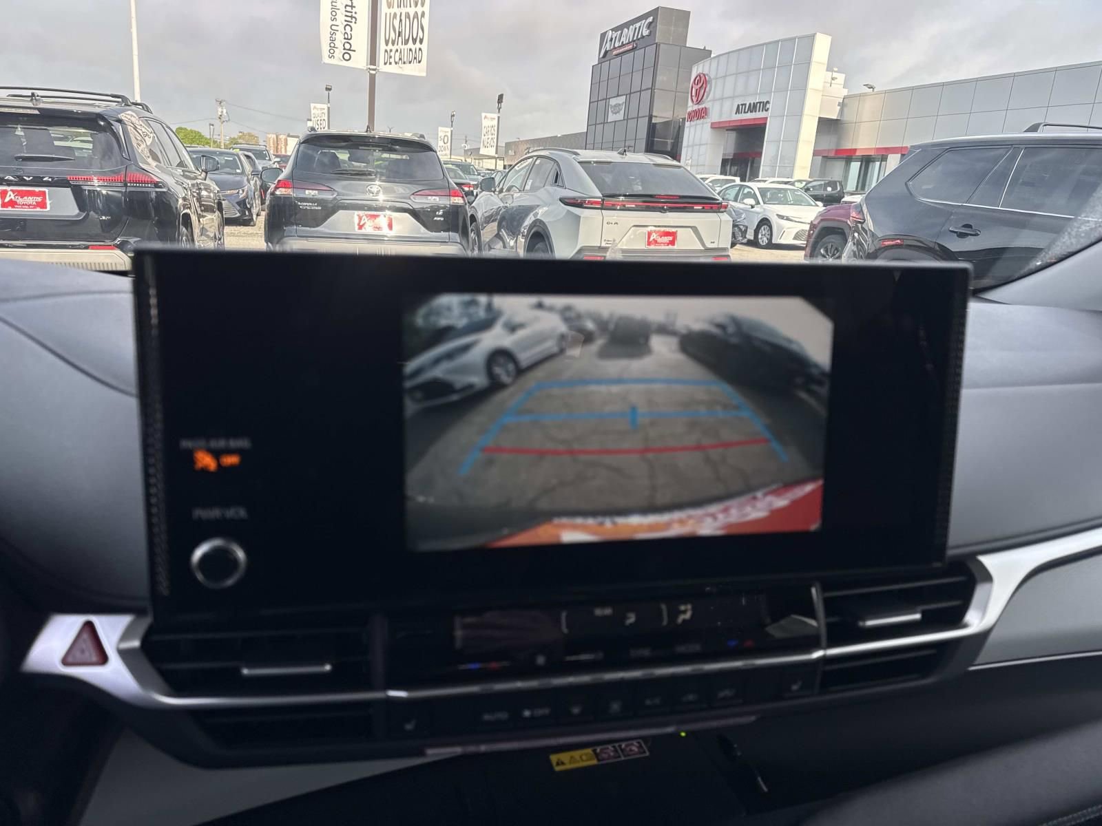 New 2026 Toyota Sienna XLE AWD/4WD image 14