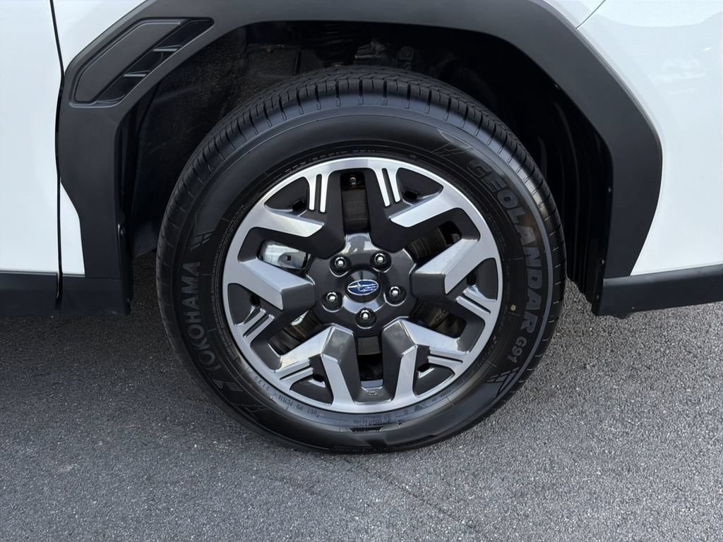 Used 2026 Subaru Forester Premium AWD/4WD image 13