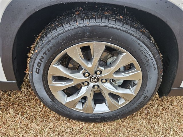 Used 2024 Toyota Grand Highlander Limited image 17