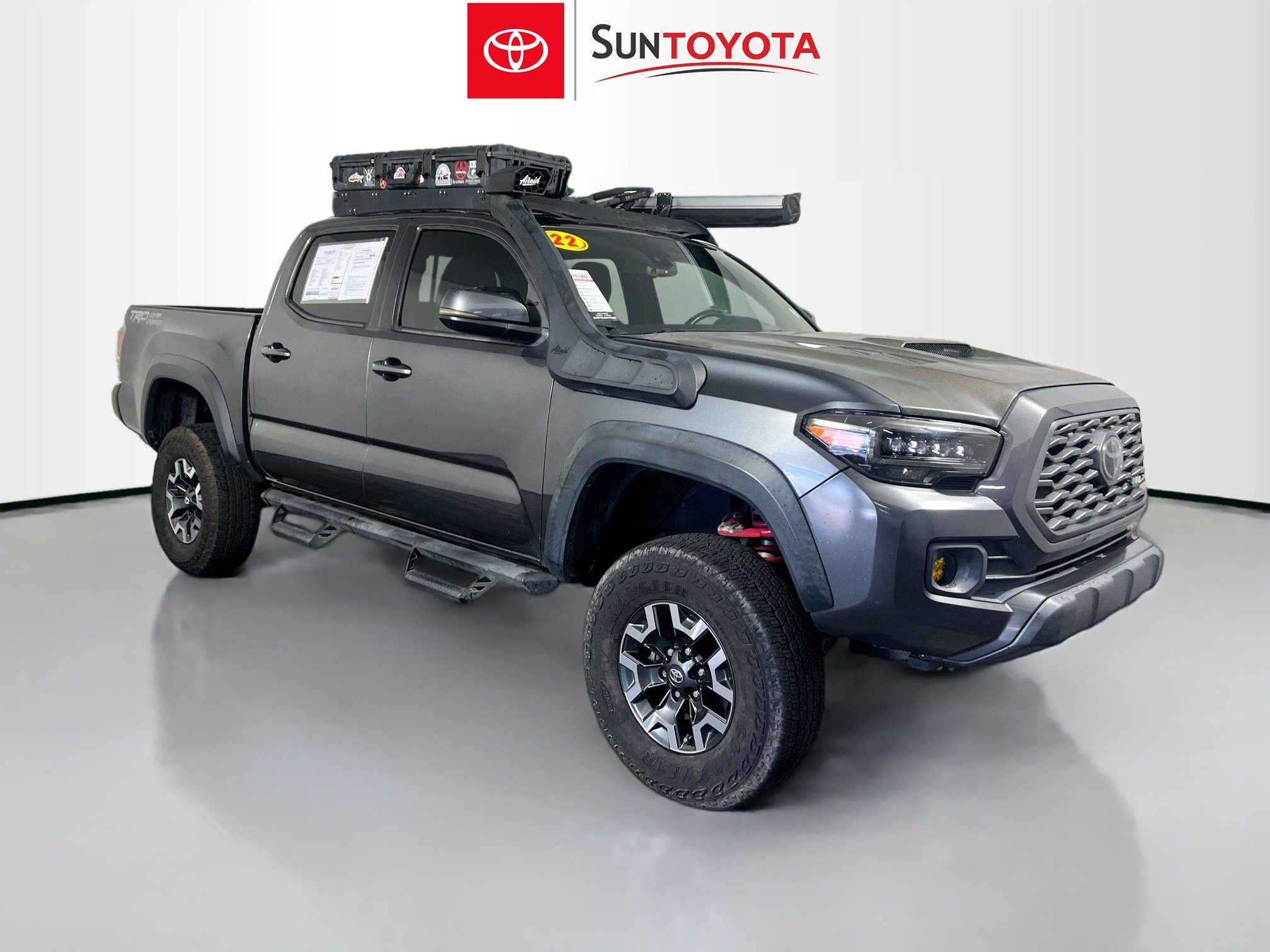 Used 2022 Toyota Tacoma TRD Off-Road RWD image 1