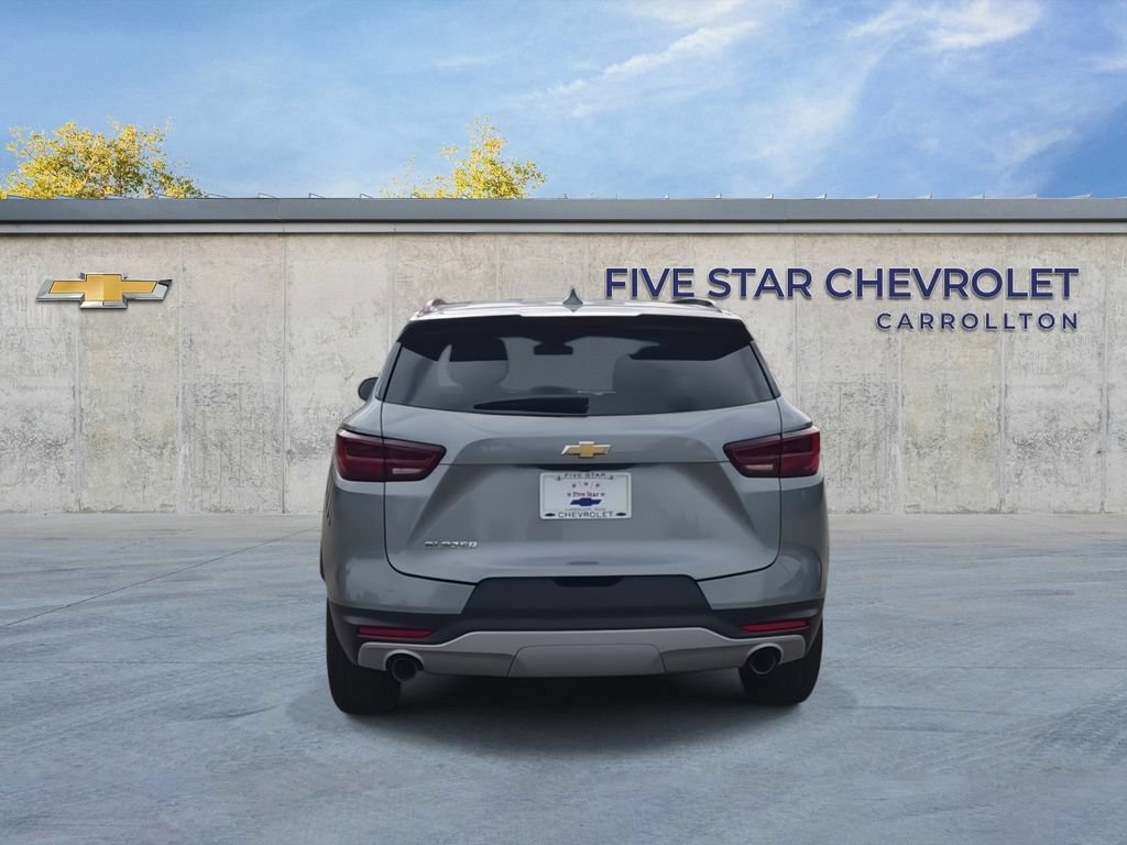 Used 2024 Chevrolet Blazer LT w/ Convenience Package FWD image 7