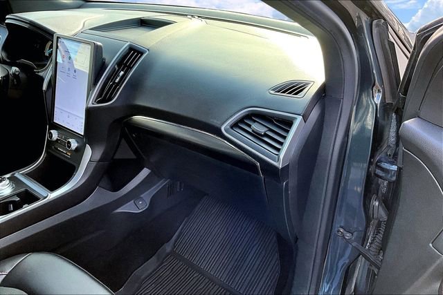 Used 2022 Ford Edge ST-Line w/ Class II Trailer Tow Package image 26