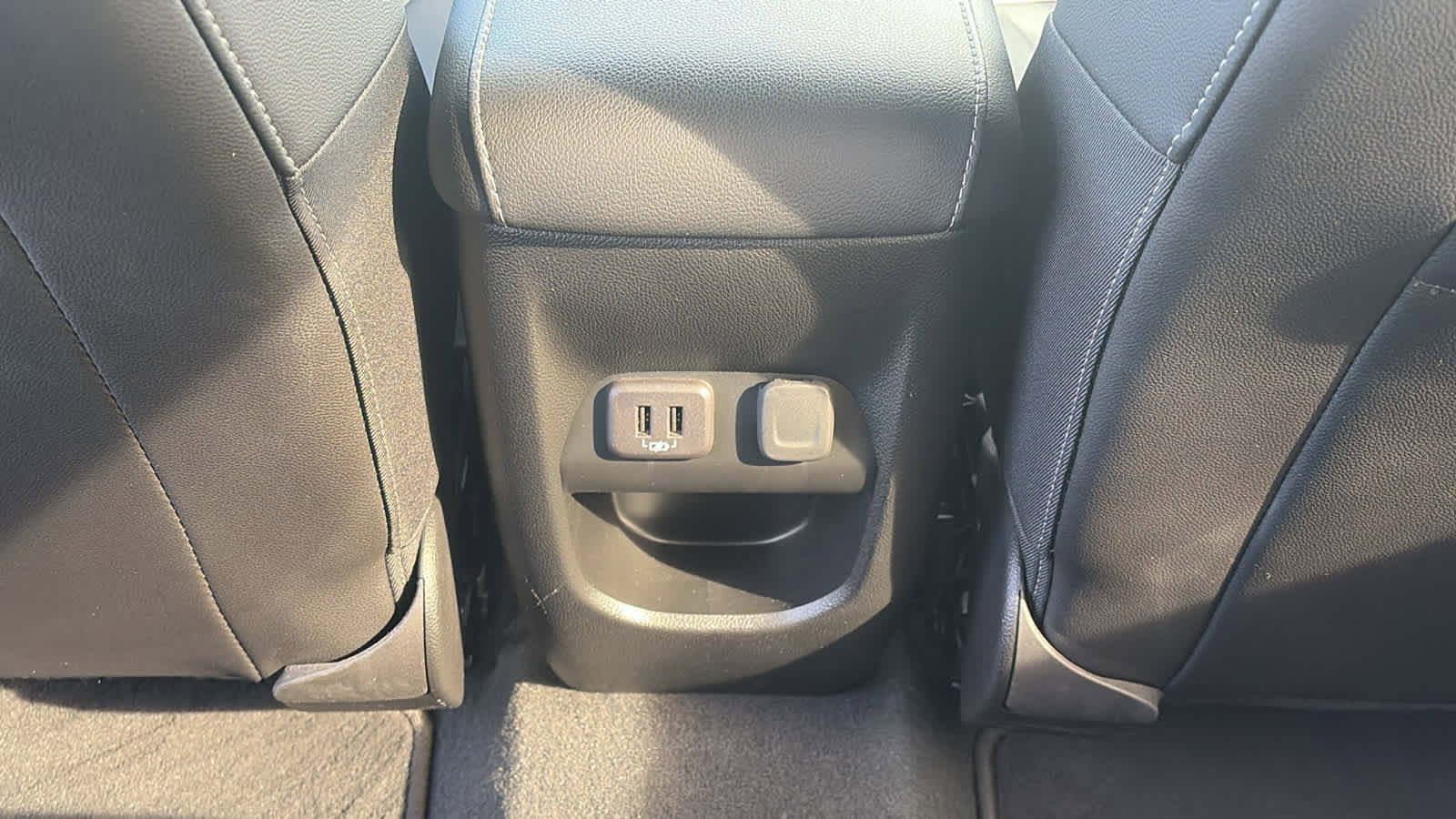 Certified 2022 GMC Canyon Elevation w/ Elevation Premium Package image 23