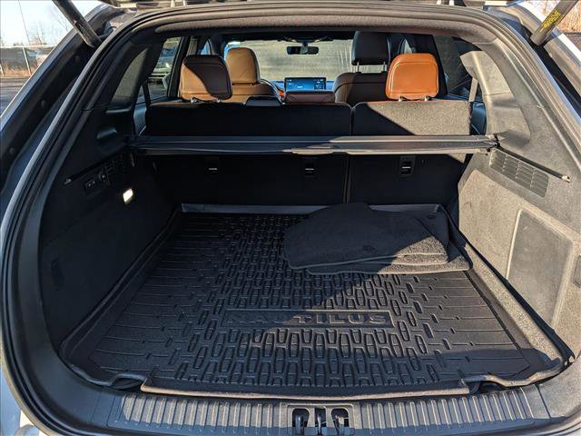 Used 2023 Lincoln Nautilus Reserve image 21