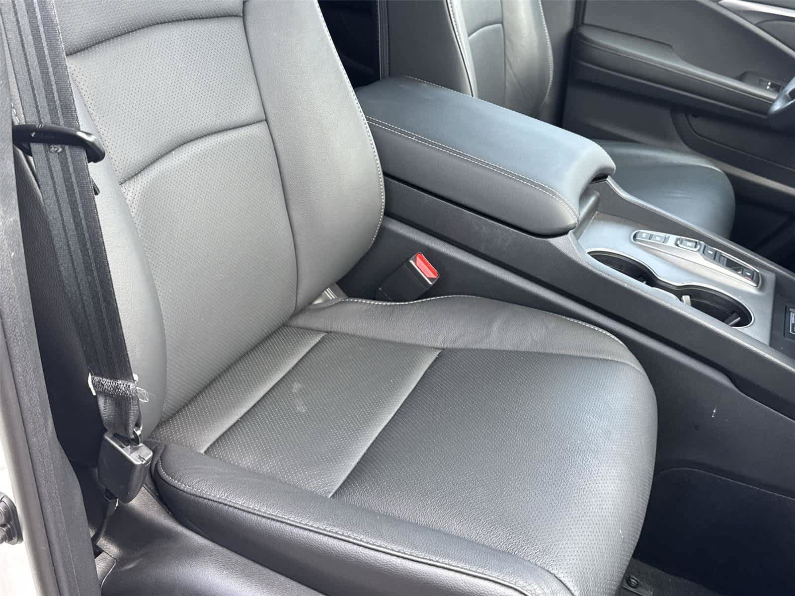 Used 2024 Honda Passport EX-L image 17
