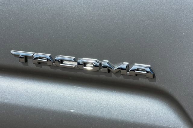 Used 2023 Toyota Tacoma TRD Off-Road image 28